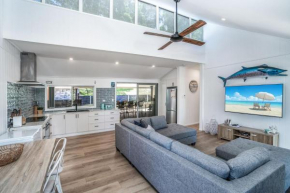 Castaway Cottage - Rainbow Beach